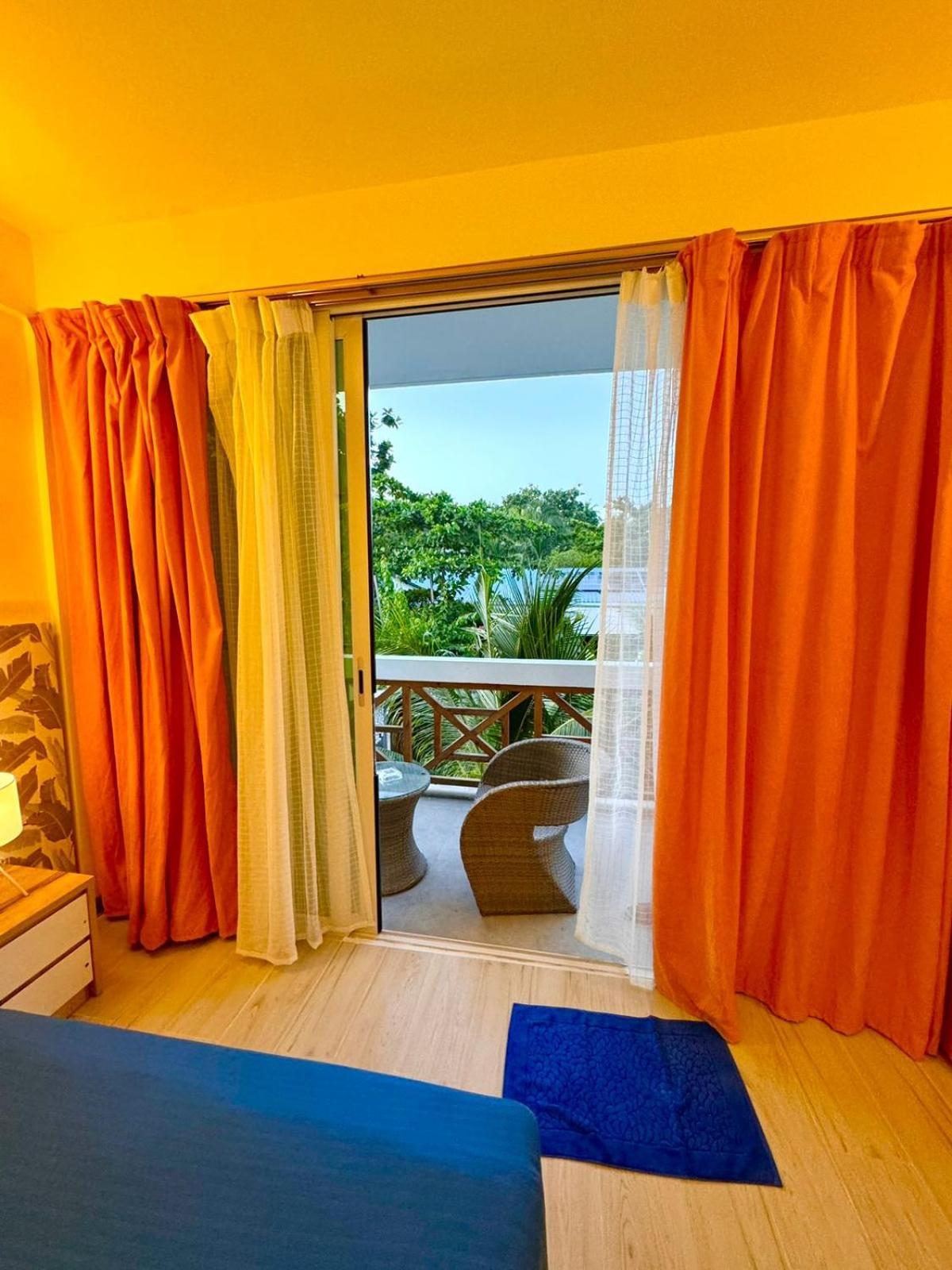 Sands Grand Dhigurah  Exterior foto